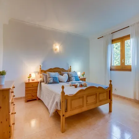 Rustic With Pool Holiday home Pollenca