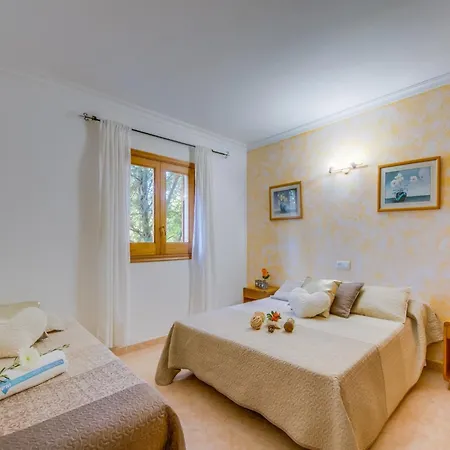 Rustic With Pool Holiday home Pollenca